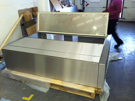 2-indEx-bi-folding-door-offshore-use